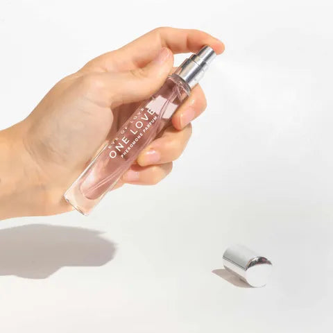 Eye Of Love One Love Pheromone Perfume - 10 ml - Rose Scented 